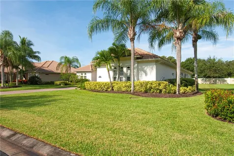 1685 Lee Avenue Vero Beach FL 32966