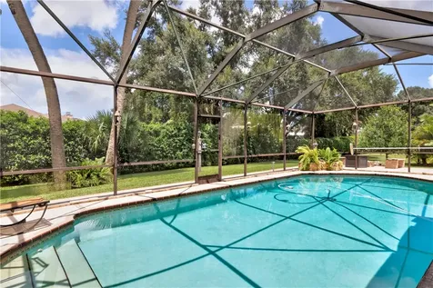 4890 12th Place Vero Beach FL 32966