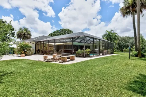 4890 12th Place Vero Beach FL 32966