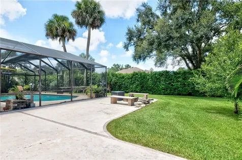 4890 12th Place Vero Beach FL 32966