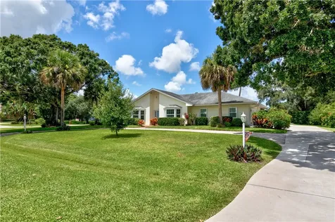 4890 12th Place Vero Beach FL 32966