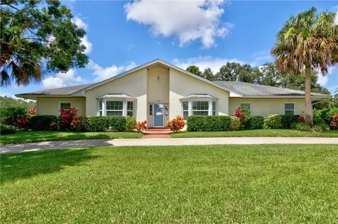 4890 12th Place Vero Beach FL 32966