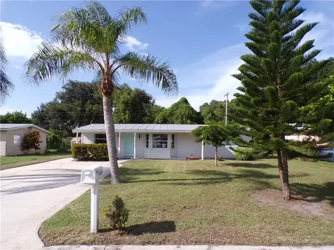 2524 2nd Street SW Vero Beach FL 32962