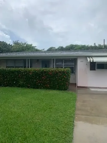 1581 4th Court Vero Beach FL 32960