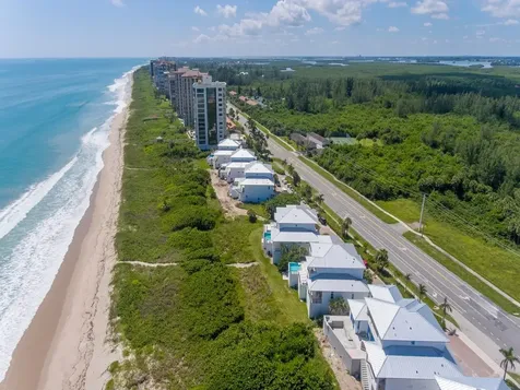 4428 N Highway A1a Hutchinson Island FL 34949