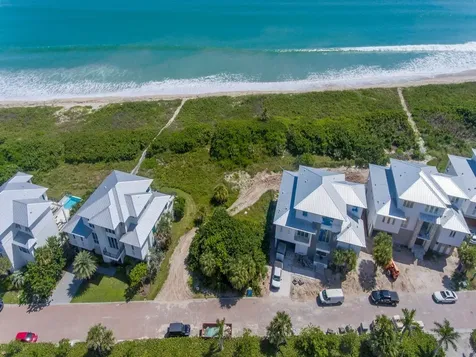 4428 N Highway A1a Hutchinson Island FL 34949