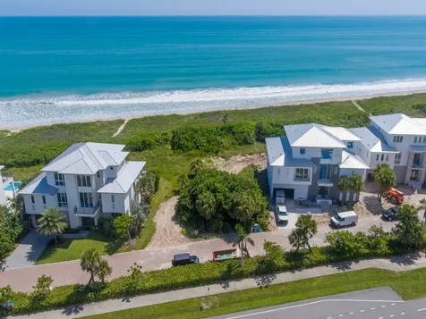 4428 N Highway A1a Hutchinson Island FL 34949