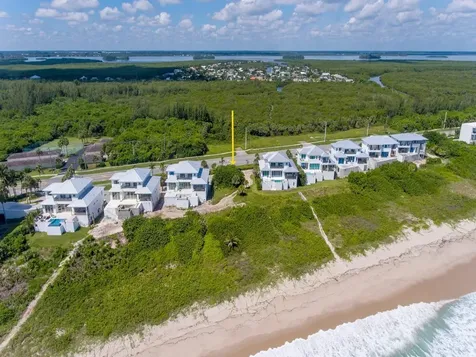4428 N Highway A1a Hutchinson Island FL 34949