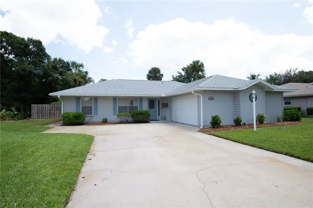 1596 33rd Avenue Vero Beach FL 32960