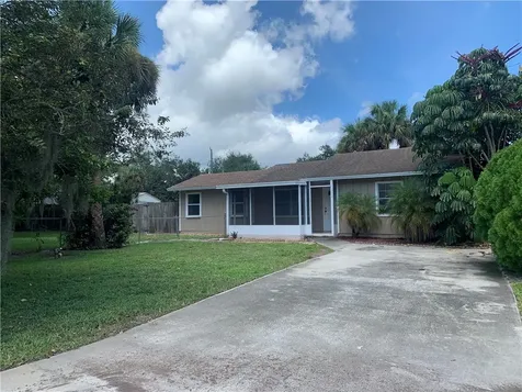 228 14th Street SW Vero Beach FL 32962