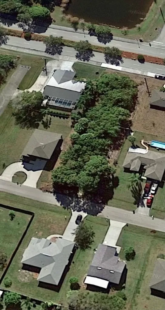 1010 SW Calmar Avenue Port St. Lucie FL 34953