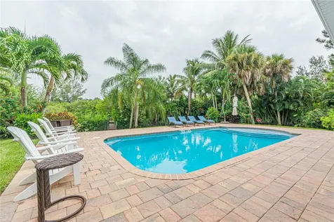 2600 Riverview Court Vero Beach FL 32963