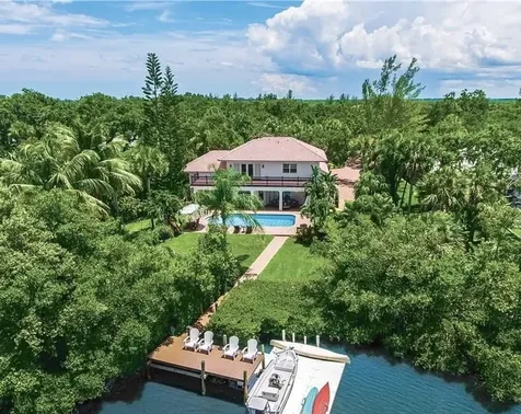 2600 Riverview Court Vero Beach FL 32963