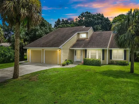 490 35th Court SW Vero Beach FL 32968
