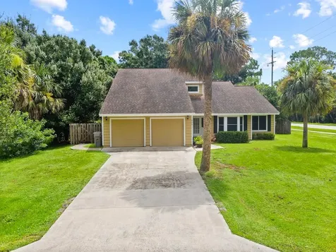 490 35th Court SW Vero Beach FL 32968