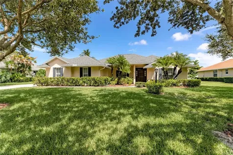 450 Greystone Court SW Vero Beach FL 32968