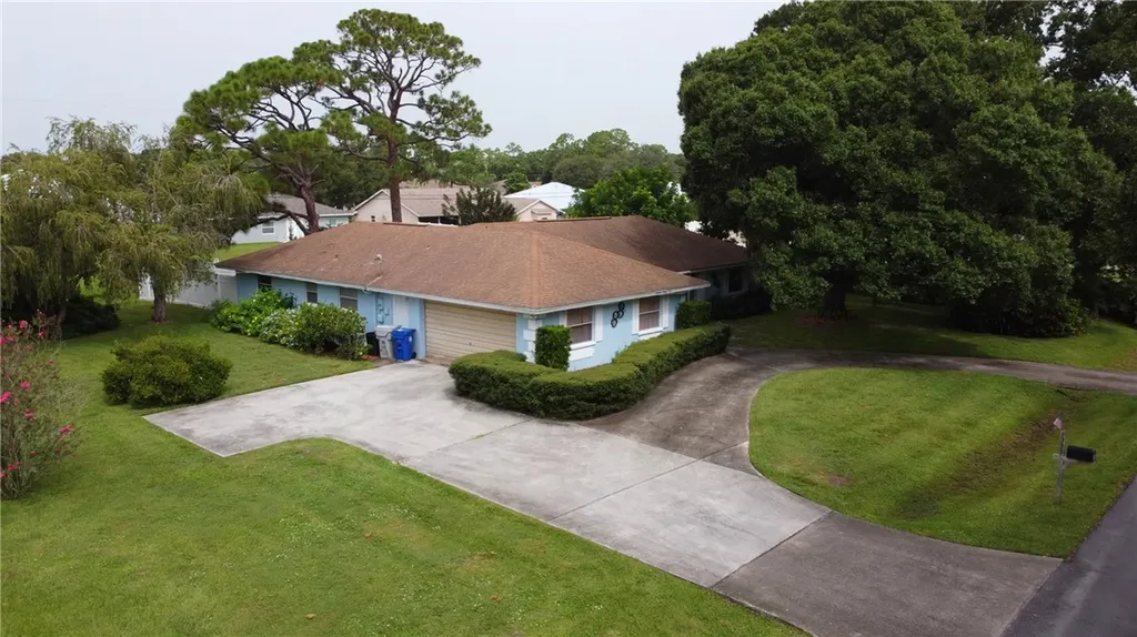 1335 37th Avenue Vero Beach FL 32960