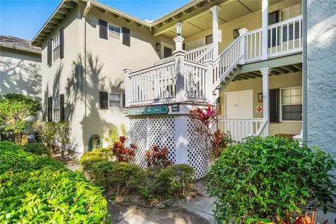 1275 Winding Oaks Circle E Vero Beach FL 32963