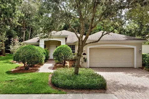 560 Kenwood Drive SW Vero Beach FL 32968