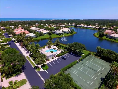 1385 W Island Club Square Vero Beach FL 32963