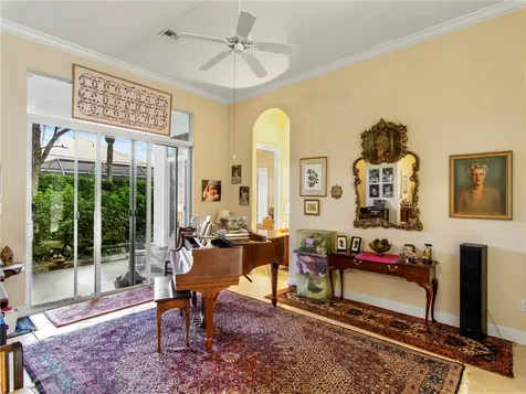 1385 W Island Club Square Vero Beach FL 32963