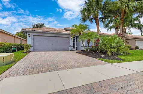 8046 Duomo Circle Boynton Beach FL 33472