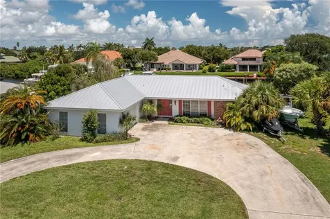 18 Seahorse Lane Vero Beach FL 32960