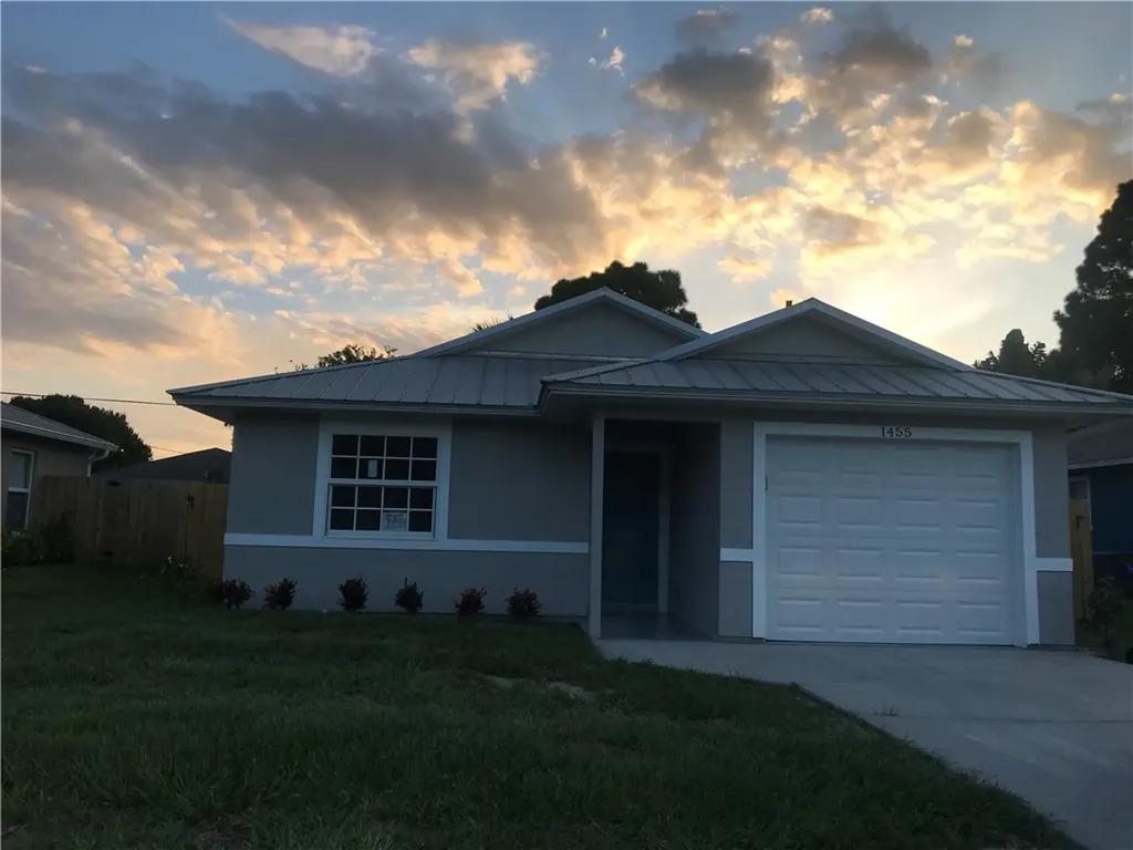 1455 24th Avenue SW Vero Beach FL 32962