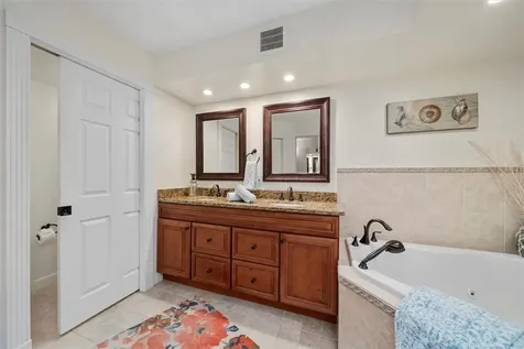 8880 N. Sea Oaks Way Vero Beach FL 32963