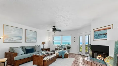 8880 N. Sea Oaks Way Vero Beach FL 32963