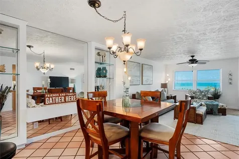 8880 N. Sea Oaks Way Vero Beach FL 32963