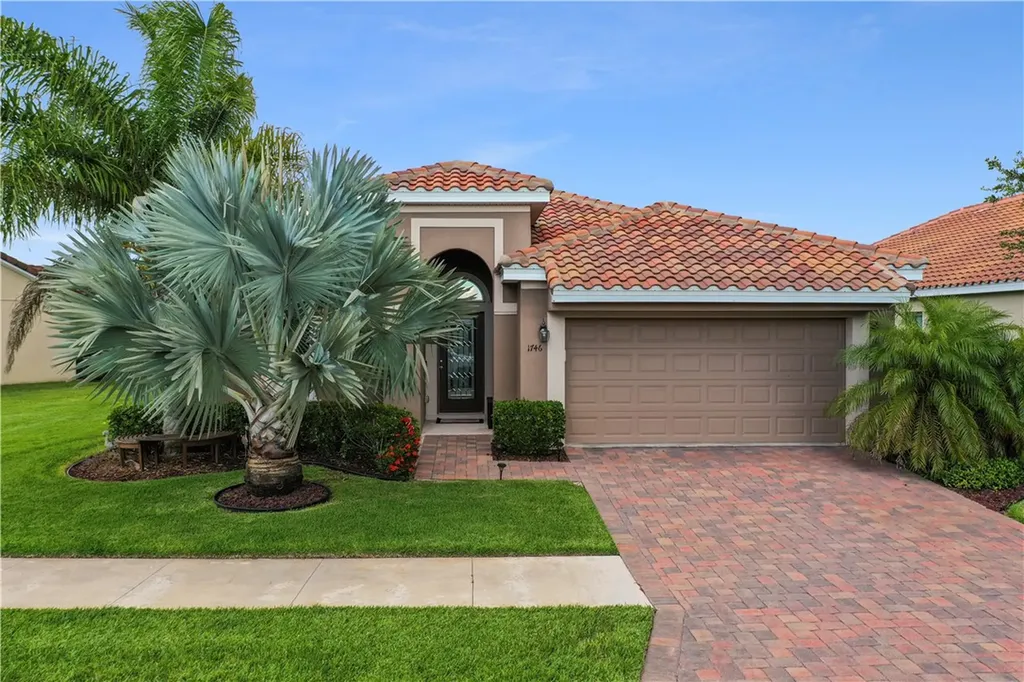 1746 Berkshire Circle SW Vero Beach FL 32968