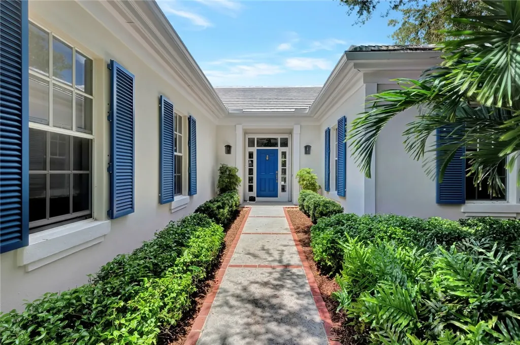 61 N Caserea Court Vero Beach FL 32963