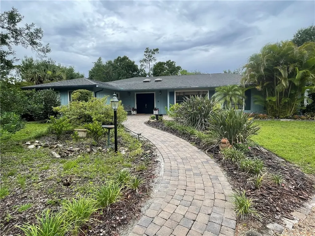 3425 58th Court Vero Beach FL 32966