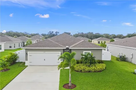 5337 Oakland Lake Circle Fort Pierce FL 34951