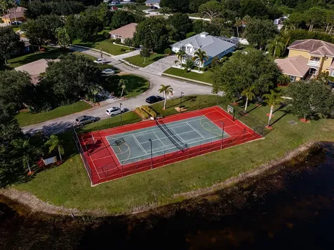 6419 53rd Circle Vero Beach FL 32967