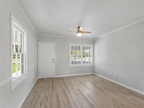 2515 Vero Beach Avenue Vero Beach FL 32960
