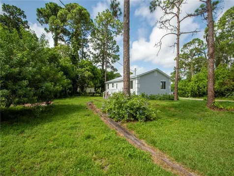 1185 11th Street SW Vero Beach FL 32962