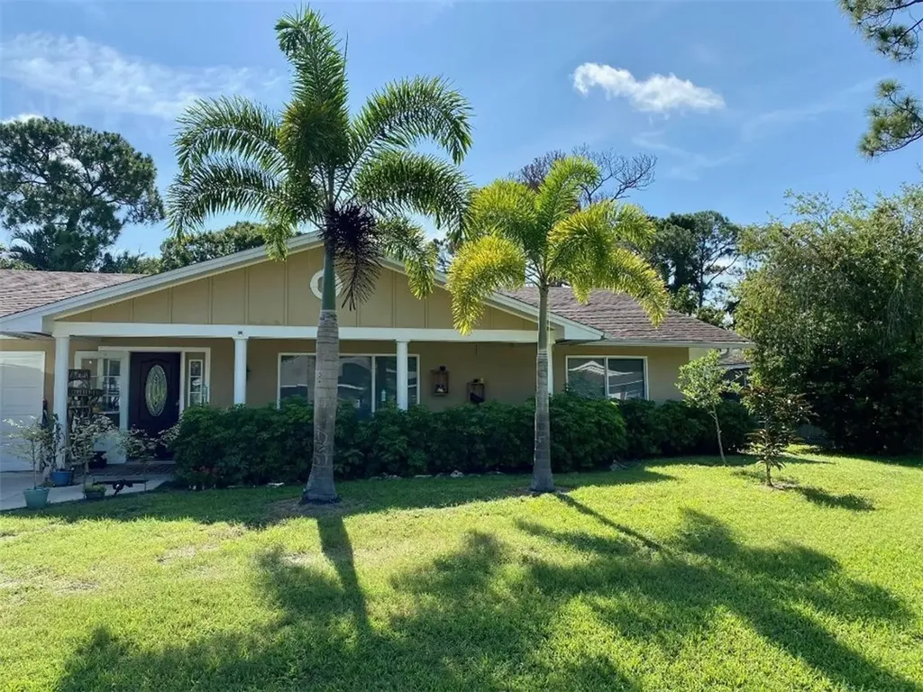 156 22nd Avenue Vero Beach FL 32962