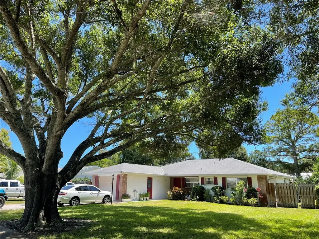 256 20th Avenue Vero Beach FL 32962
