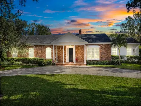 1050 50th Avenue Vero Beach FL 32966