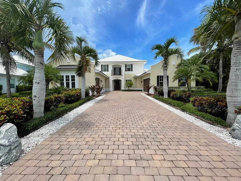 2257 W Ocean Oaks Circle Vero Beach FL 32963