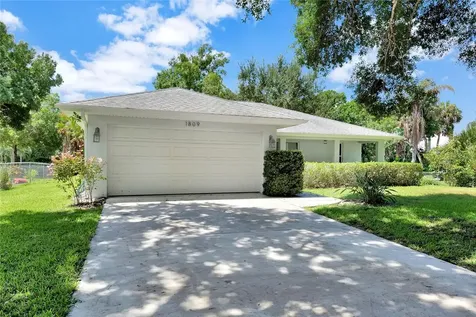 1809 10th Place Vero Beach FL 32960