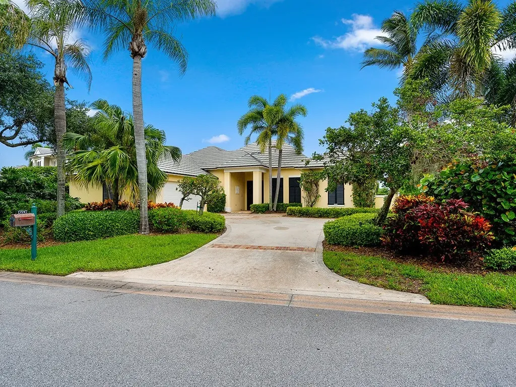724 Grove Place Vero Beach FL 32963