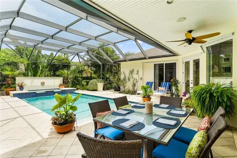 210 Oak Hammock Circle SW Vero Beach FL 32962