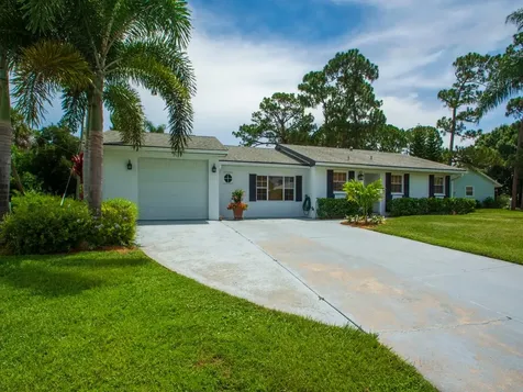 281 Columbia Avenue Sebastian FL 32958