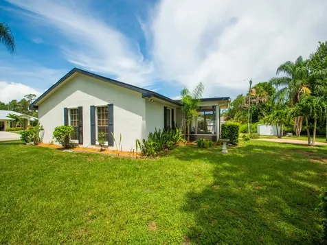281 Columbia Avenue Sebastian FL 32958