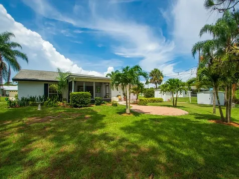 281 Columbia Avenue Sebastian FL 32958