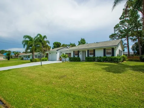 281 Columbia Avenue Sebastian FL 32958