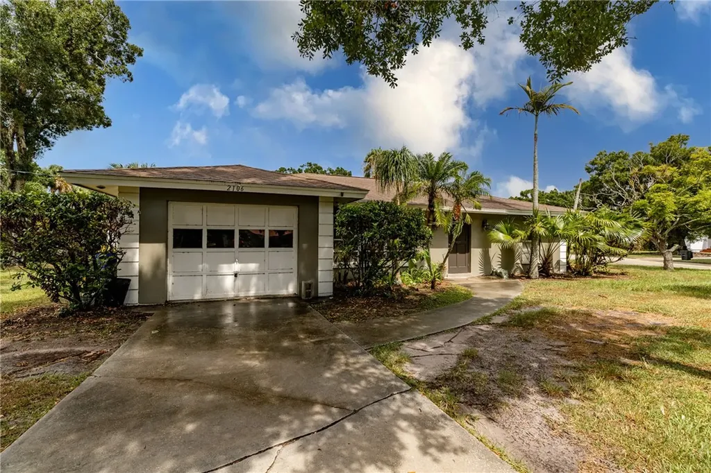 2106 27th Avenue Vero Beach FL 32960